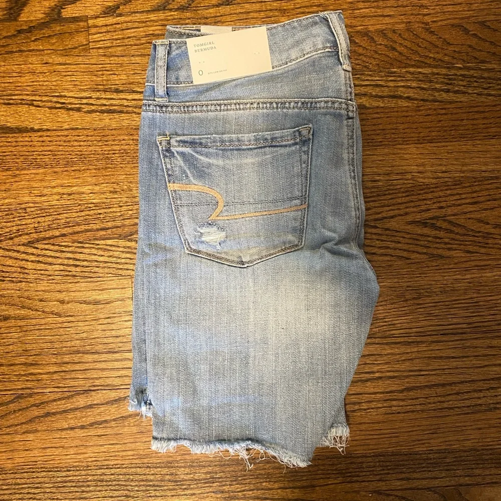 NWT - American Eagle Tomgirl Bermuda - Picture 3 of 4